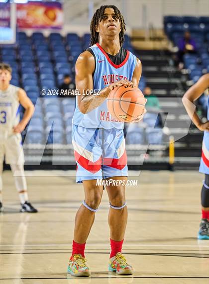 Thumbnail 2 in Madison vs. Westside (Houston ISD Tournament) photogallery.