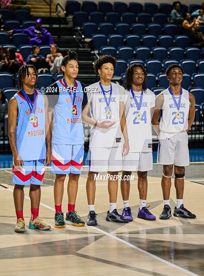 Thumbnail 3 in Madison vs. Westside (Houston ISD Tournament) photogallery.