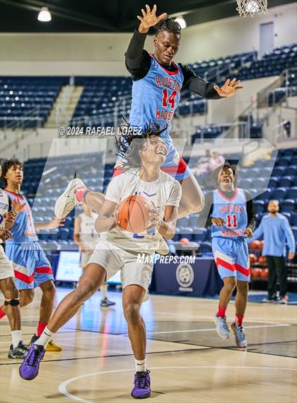 Thumbnail 2 in Madison vs. Westside (Houston ISD Tournament) photogallery.