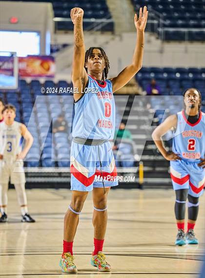 Thumbnail 3 in Madison vs. Westside (Houston ISD Tournament) photogallery.