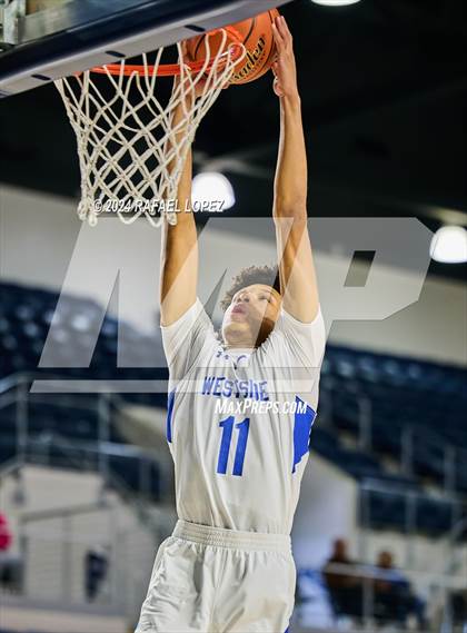 Thumbnail 3 in Madison vs. Westside (Houston ISD Tournament) photogallery.