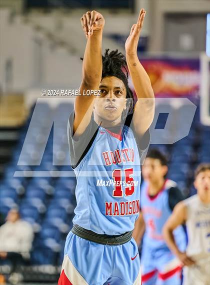 Thumbnail 2 in Madison vs. Westside (Houston ISD Tournament) photogallery.