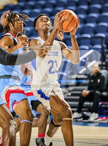 Thumbnail 3 in Madison vs. Westside (Houston ISD Tournament) photogallery.