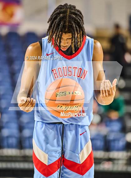 Thumbnail 2 in Madison vs. Westside (Houston ISD Tournament) photogallery.