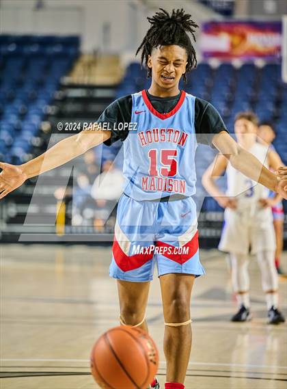 Thumbnail 3 in Madison vs. Westside (Houston ISD Tournament) photogallery.