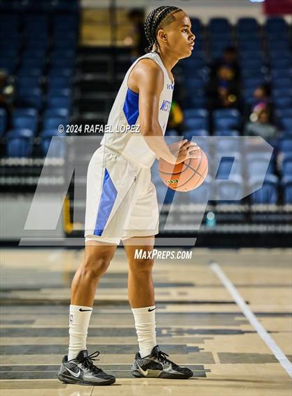 Thumbnail 3 in Madison vs. Westside (Houston ISD Tournament) photogallery.