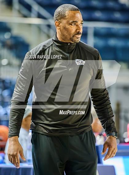 Thumbnail 1 in Madison vs. Westside (Houston ISD Tournament) photogallery.
