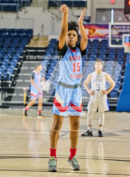 Thumbnail 1 in Madison vs. Westside (Houston ISD Tournament) photogallery.