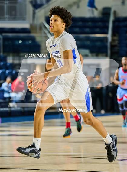 Thumbnail 1 in Madison vs. Westside (Houston ISD Tournament) photogallery.