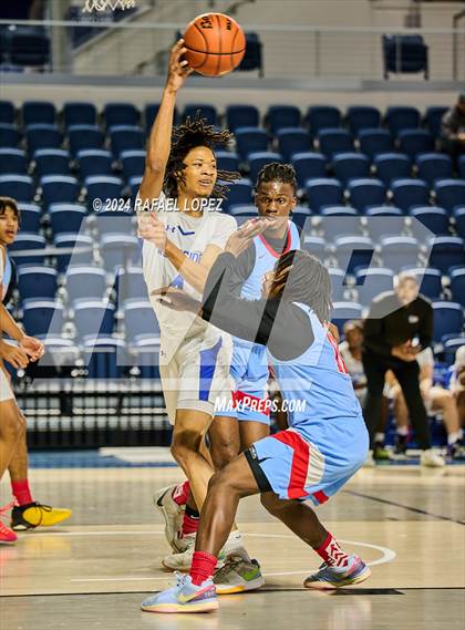 Thumbnail 3 in Madison vs. Westside (Houston ISD Tournament) photogallery.