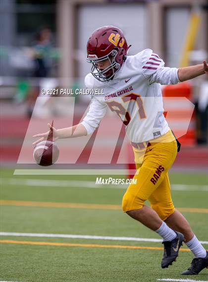 Thumbnail 3 in Central Catholic @ Tumwater photogallery.