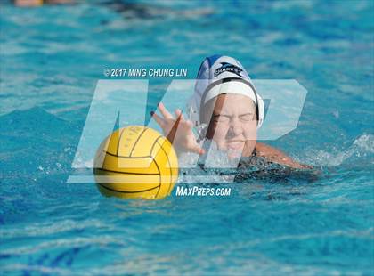 Thumbnail 3 in Edison vs. Santiago (Newport Holiday Cup) photogallery.