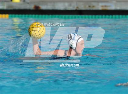 Thumbnail 3 in Edison vs. Santiago (Newport Holiday Cup) photogallery.