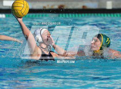 Thumbnail 3 in Edison vs. Santiago (Newport Holiday Cup) photogallery.