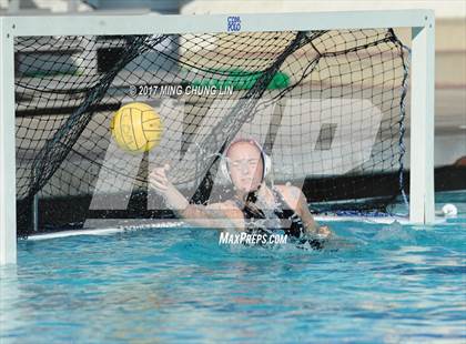 Thumbnail 3 in Edison vs. Santiago (Newport Holiday Cup) photogallery.