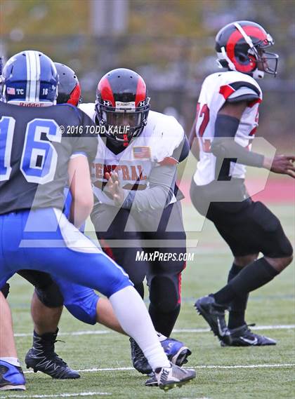 Thumbnail 1 in Bridgeport Central @ Ludlowe photogallery.