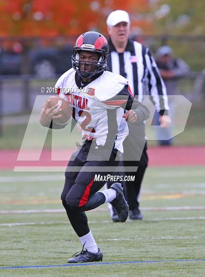Thumbnail 1 in Bridgeport Central @ Ludlowe photogallery.