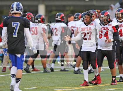 Thumbnail 1 in Bridgeport Central @ Ludlowe photogallery.