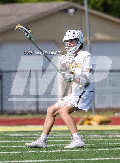 Thumbnail 1 in Red Bank Catholic @ St. John-Vianney photogallery.