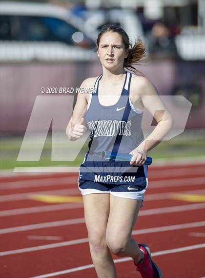 Thumbnail 2 in E.D. White Catholic Relays photogallery.