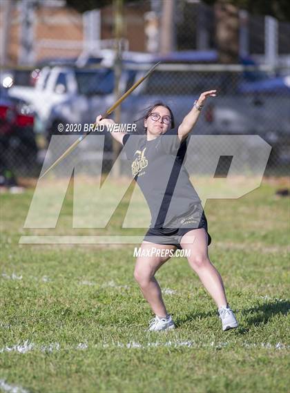 Thumbnail 1 in E.D. White Catholic Relays photogallery.