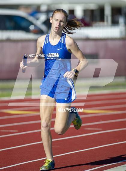 Thumbnail 2 in E.D. White Catholic Relays photogallery.