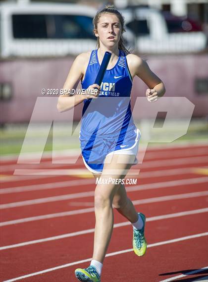 Thumbnail 3 in E.D. White Catholic Relays photogallery.