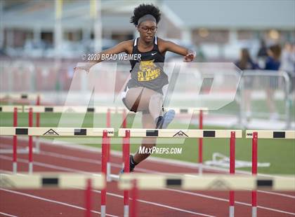 Thumbnail 1 in E.D. White Catholic Relays photogallery.
