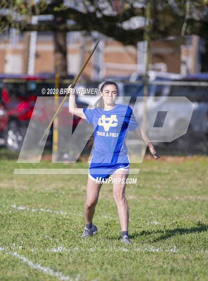 Thumbnail 1 in E.D. White Catholic Relays photogallery.