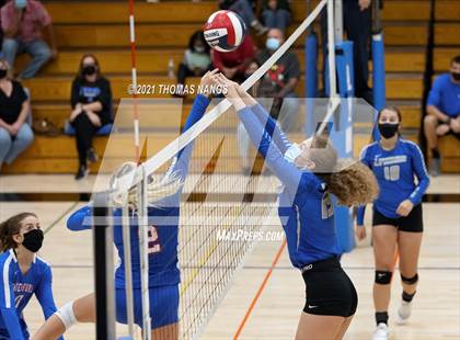 Thumbnail 3 in Waterford @ Lyman Memorial photogallery.
