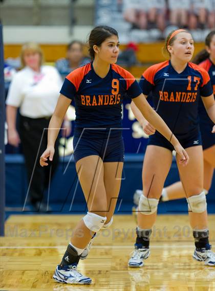 Thumbnail 2 in Brandeis vs. Clark photogallery.