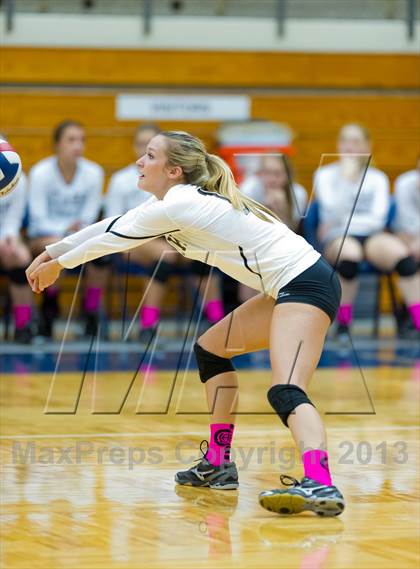 Thumbnail 2 in Brandeis vs. Clark photogallery.