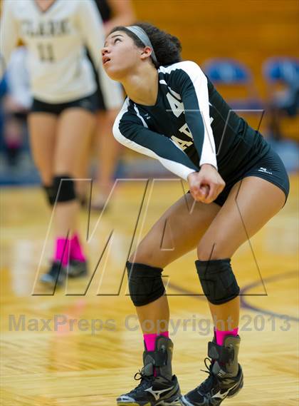 Thumbnail 1 in Brandeis vs. Clark photogallery.