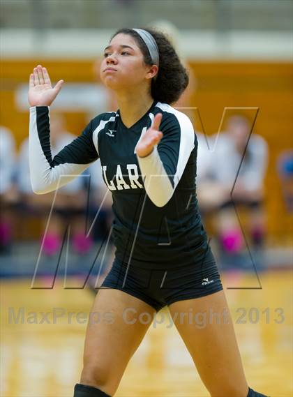Thumbnail 2 in Brandeis vs. Clark photogallery.