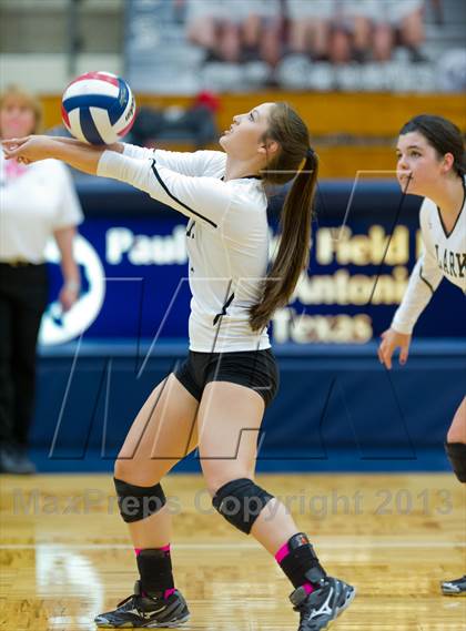 Thumbnail 3 in Brandeis vs. Clark photogallery.