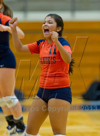 Thumbnail 2 in Brandeis vs. Clark photogallery.