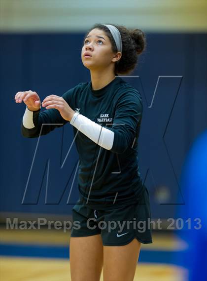 Thumbnail 2 in Brandeis vs. Clark photogallery.
