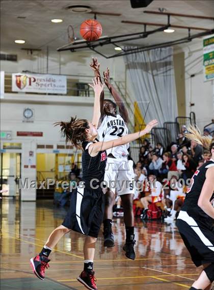 Thumbnail 1 in Stockdale vs. Hart photogallery.