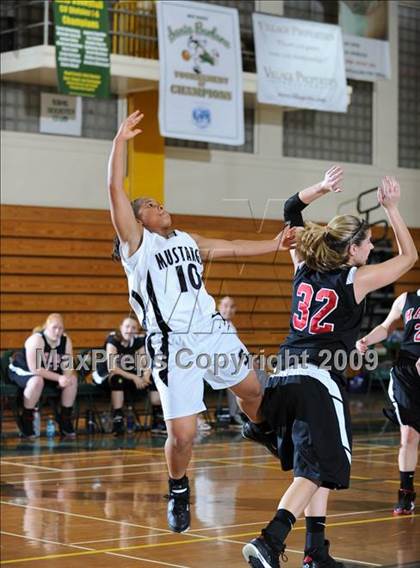 Thumbnail 1 in Stockdale vs. Hart photogallery.
