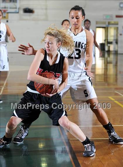 Thumbnail 3 in Stockdale vs. Hart photogallery.