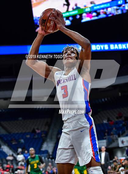 Thumbnail 1 in Duncanville vs. Klein Forest (UIL 6A Final) photogallery.