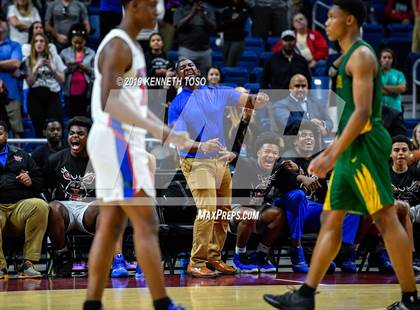 Thumbnail 2 in Duncanville vs. Klein Forest (UIL 6A Final) photogallery.