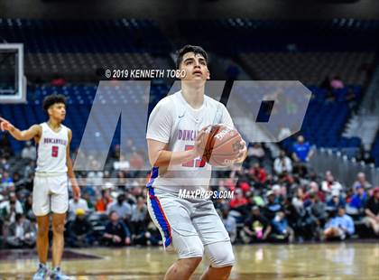 Thumbnail 3 in Duncanville vs. Klein Forest (UIL 6A Final) photogallery.