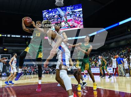 Thumbnail 1 in Duncanville vs. Klein Forest (UIL 6A Final) photogallery.