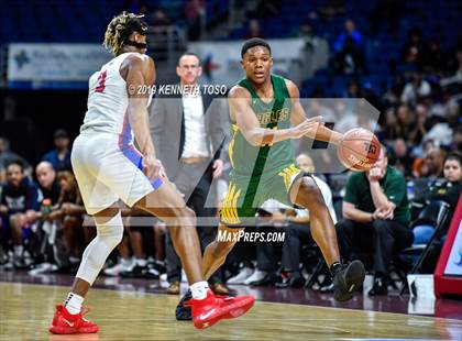 Thumbnail 1 in Duncanville vs. Klein Forest (UIL 6A Final) photogallery.