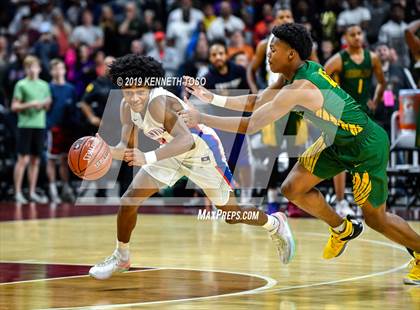 Thumbnail 1 in Duncanville vs. Klein Forest (UIL 6A Final) photogallery.