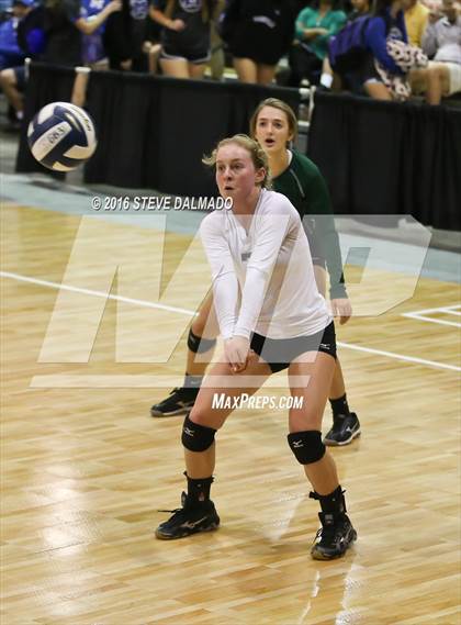 Thumbnail 1 in Mt. Carmel vs Archbishop Chapelle (LHSAA Division I Quarterfinal Playoff) photogallery.