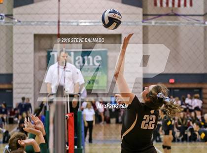 Thumbnail 3 in Mt. Carmel vs Archbishop Chapelle (LHSAA Division I Quarterfinal Playoff) photogallery.