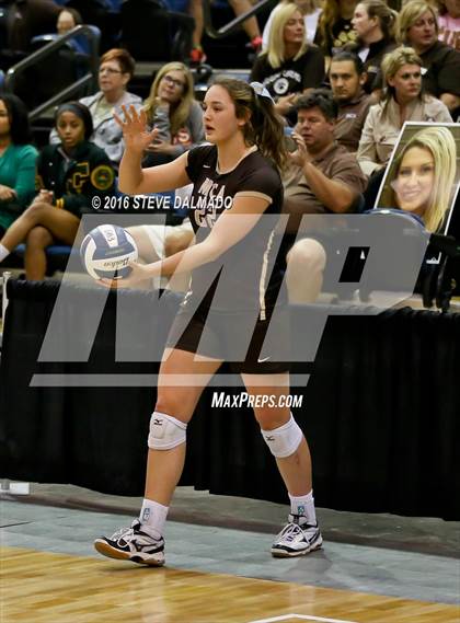 Thumbnail 3 in Mt. Carmel vs Archbishop Chapelle (LHSAA Division I Quarterfinal Playoff) photogallery.