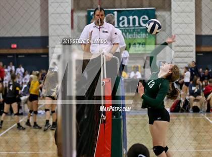 Thumbnail 2 in Mt. Carmel vs Archbishop Chapelle (LHSAA Division I Quarterfinal Playoff) photogallery.